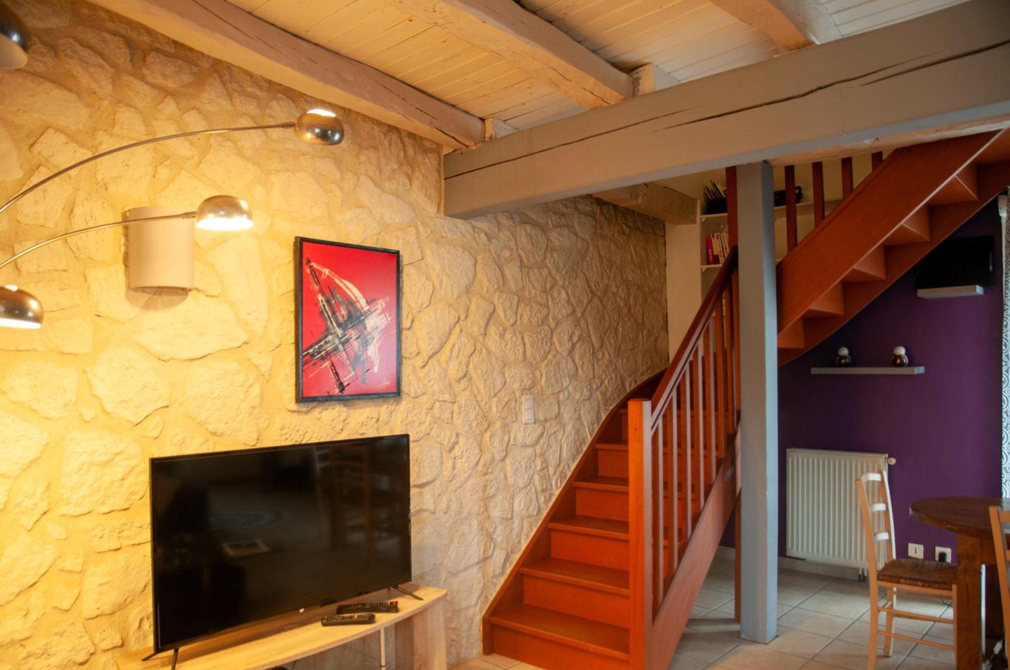 Maison De Village A *